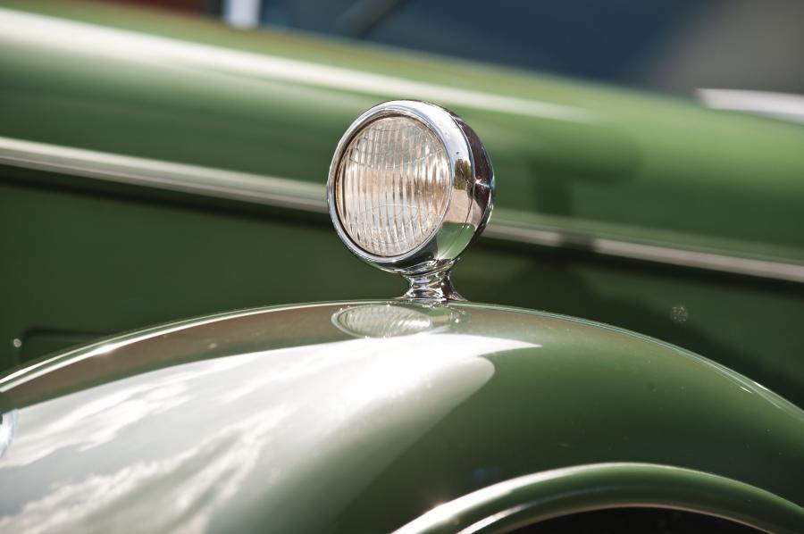 Детали экстерьера Lincoln Model KB Coupe by Judkins (244-B) 1932 года  (фото 44 из 52)
